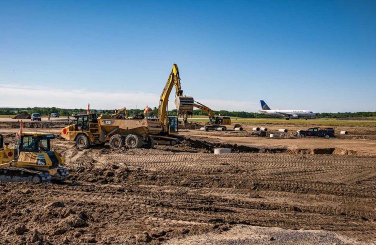 Portland Jetport - Air Cargo Taxiway 6